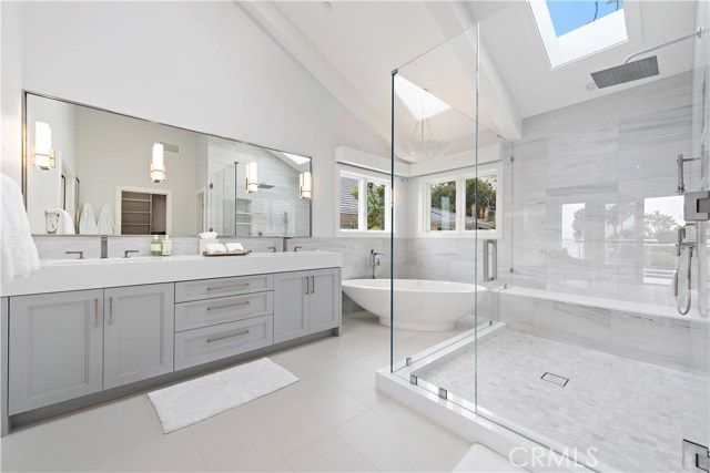 450 Cliff Drive, Laguna Beach, CA 92651