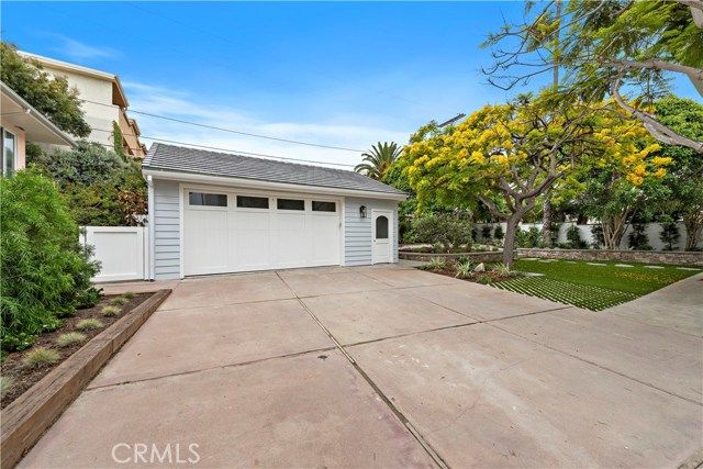 450 Cliff Drive, Laguna Beach, CA 92651