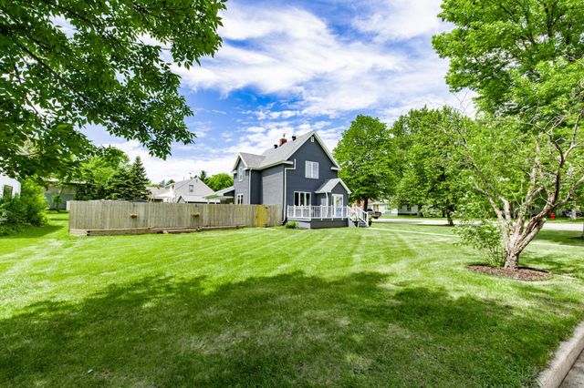 521 9th Street, Hawley, MN 56549