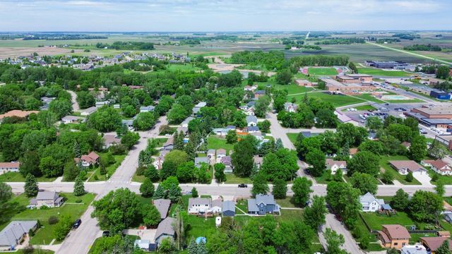 521 9th Street, Hawley, MN 56549