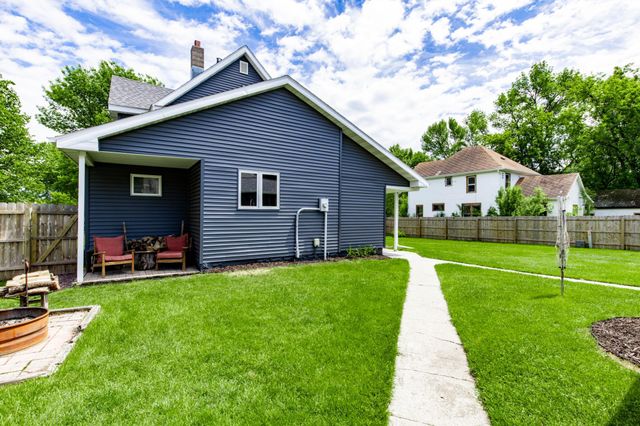 521 9th Street, Hawley, MN 56549
