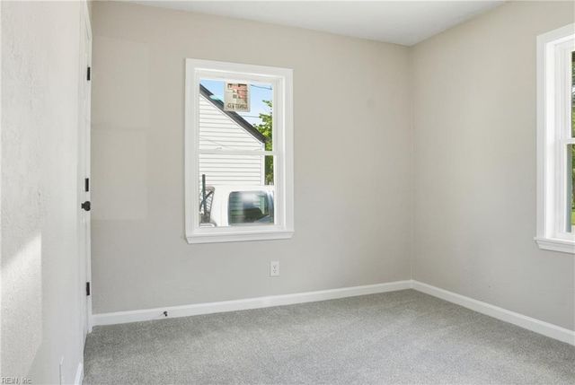 206 Jacquelyn DR, Portsmouth, VA 23701