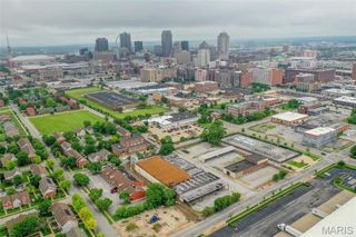 1900 Cole Street, St Louis, MO 63106