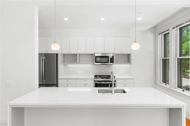 31 Parade Street 301, Providence, RI 02909