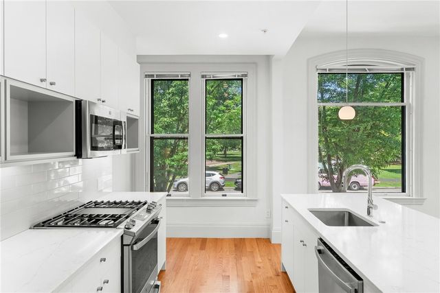31 Parade Street 301, Providence, RI 02909