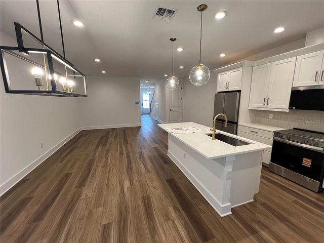 1819 PINECLIFF DRIVE, Apopka, FL 32703