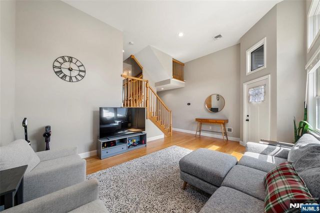 17B Chamberlain Avenue, Little Ferry, NJ 07643