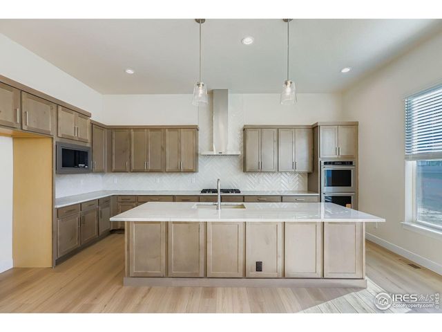 1829 Flourish Dr, Windsor, CO 80550