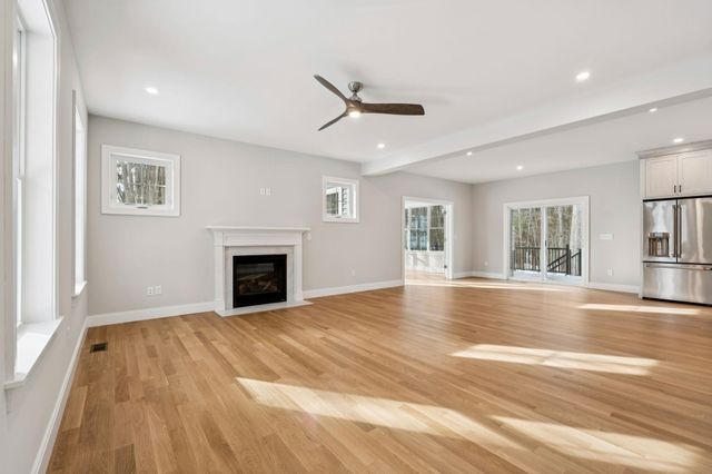 19 Colby Lane, Greenland, NH 03840