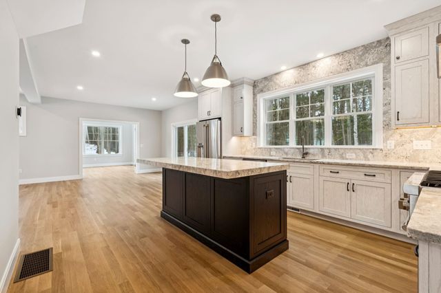 19 Colby Lane, Greenland, NH 03840