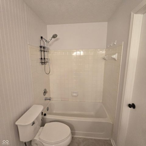 6750 Sundown Drive S, Indianapolis, IN 46254