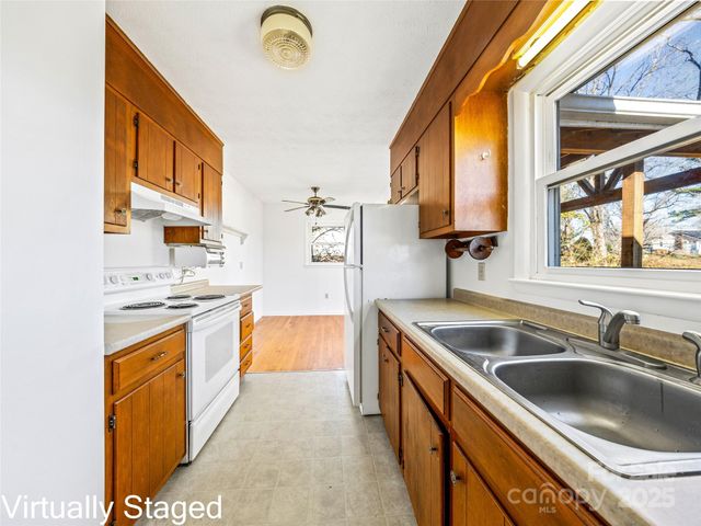 10 Ridge Avenue, Asheville, NC 28803