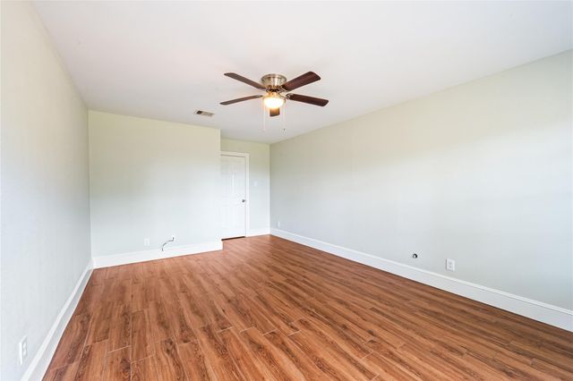 9806 Emnora Lane, Houston, TX 77080
