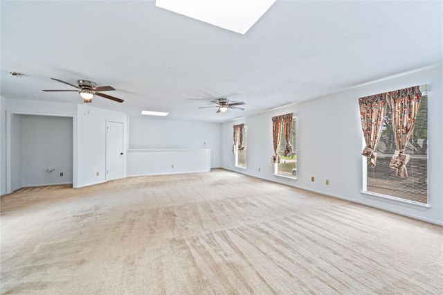 9806 Emnora Lane, Houston, TX 77080