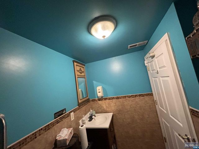 177 Franklin Avenue, Nutley, NJ 07110