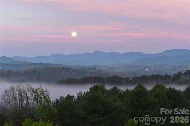44 Dane Acres Drive, Alexander, NC 28701