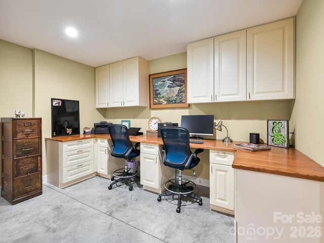 44 Dane Acres Drive, Alexander, NC 28701