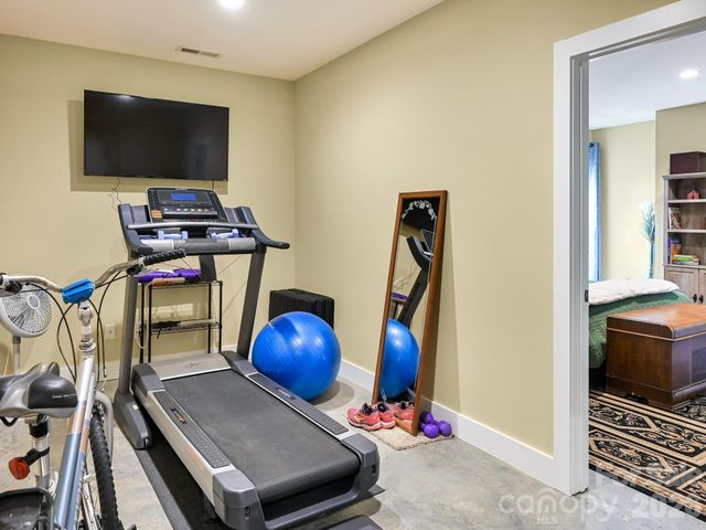44 Dane Acres Drive, Alexander, NC 28701