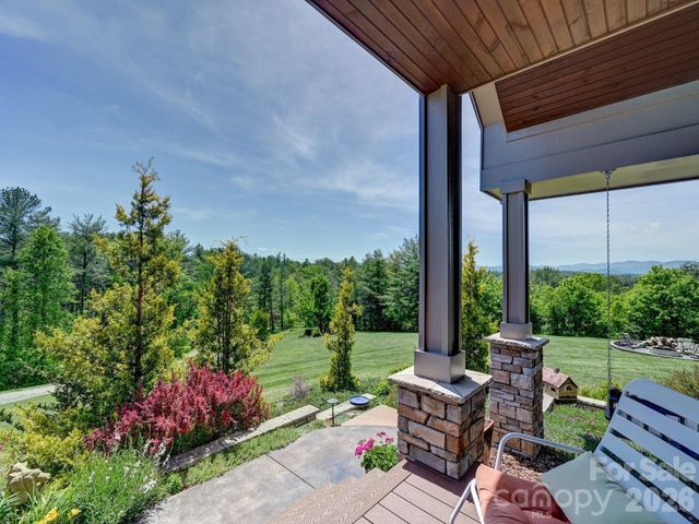 44 Dane Acres Drive, Alexander, NC 28701
