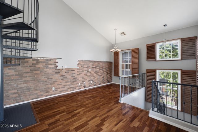 5629 S 21st Place, Phoenix, AZ 85040