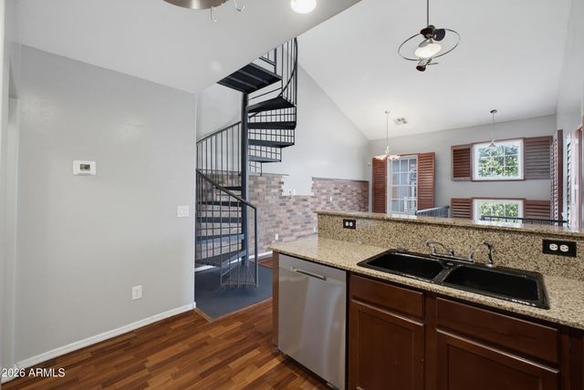 5629 S 21st Place, Phoenix, AZ 85040