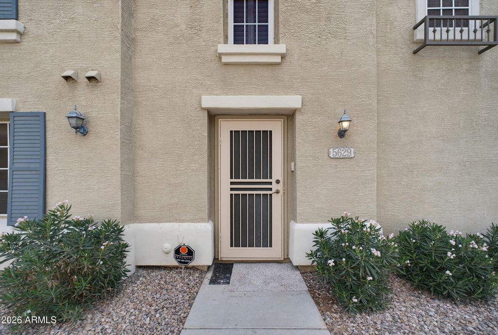 5629 S 21st Place, Phoenix, AZ 85040 — photo 2
