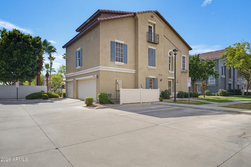 5629 S 21st Place, Phoenix, AZ 85040 — photo 5