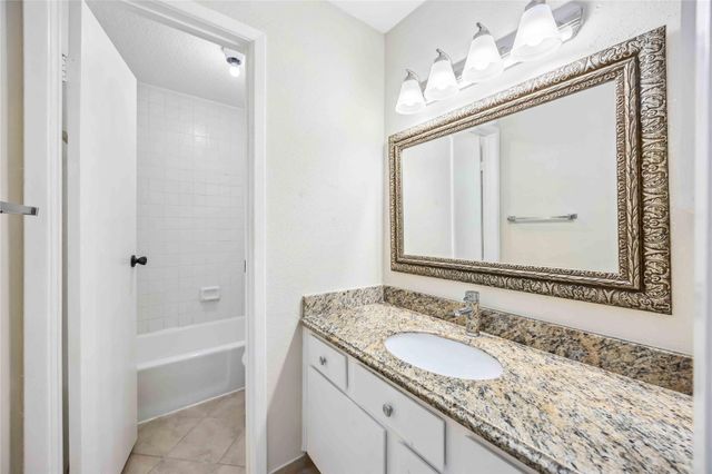 17814 Kings Park Lane, Houston, TX 77058