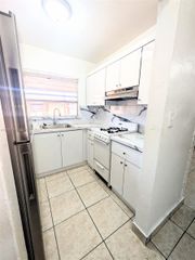 6850 W 14th Ct C28, Hialeah, FL 33014
