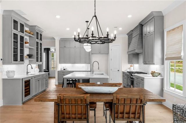 2039 Village Walk, Milton, GA 30004