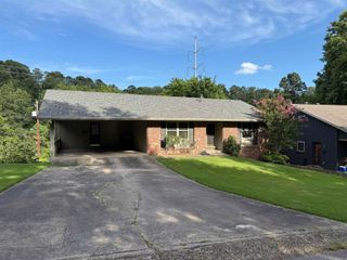 323 Auburn Drive, Little Rock, AR 72205