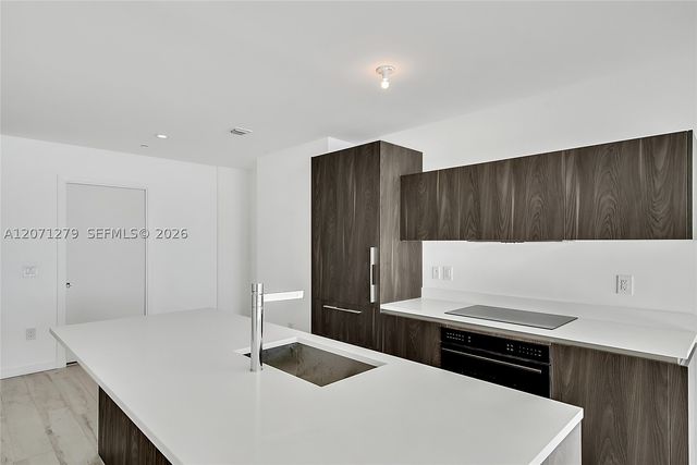 480 NE 31st St 904, Miami, FL 33137