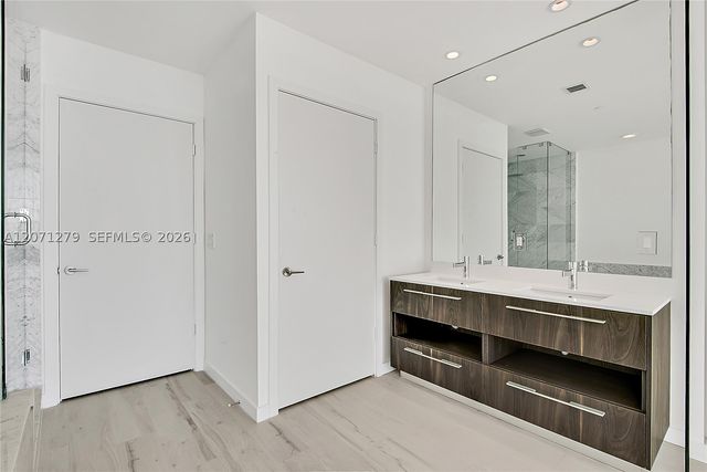 480 NE 31st St 904, Miami, FL 33137