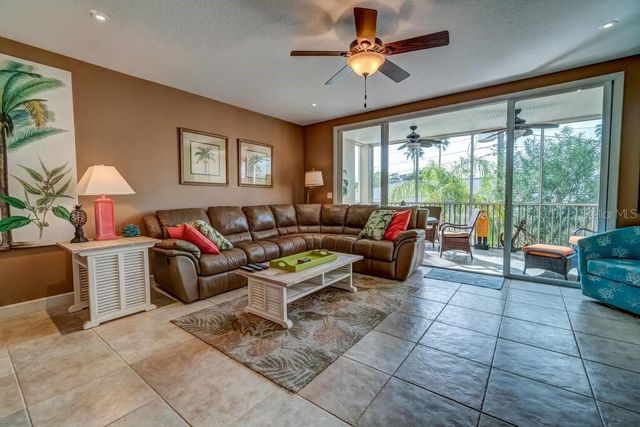 241 17TH STREET N, Bradenton Beach, FL 34217