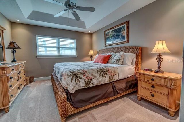 241 17TH STREET N, Bradenton Beach, FL 34217