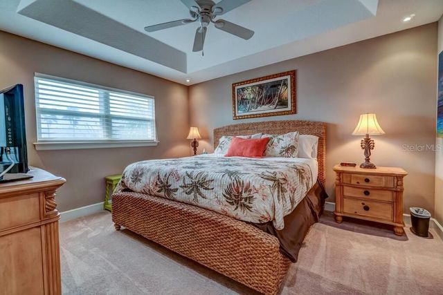 241 17TH STREET N, Bradenton Beach, FL 34217