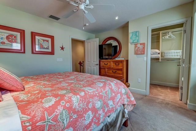 241 17TH STREET N, Bradenton Beach, FL 34217