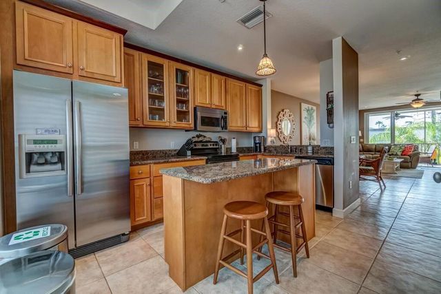 241 17TH STREET N, Bradenton Beach, FL 34217