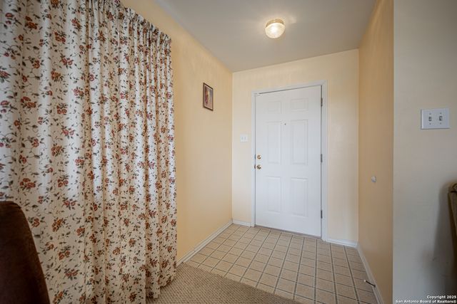 327 Juniper, San Antonio, TX 78223