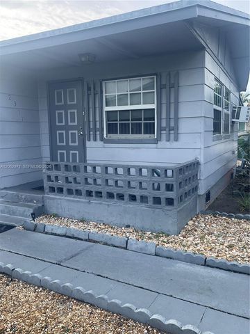 2311 NW 27th Ter, Fort Lauderdale, FL 33311