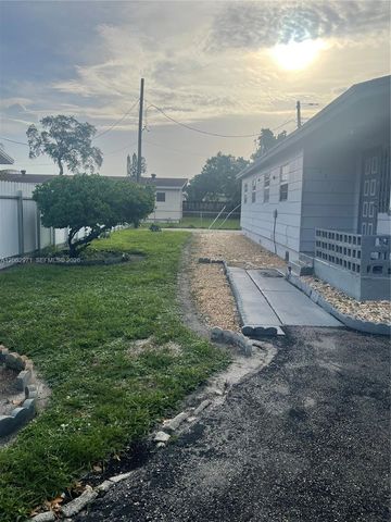 2311 NW 27th Ter, Fort Lauderdale, FL 33311