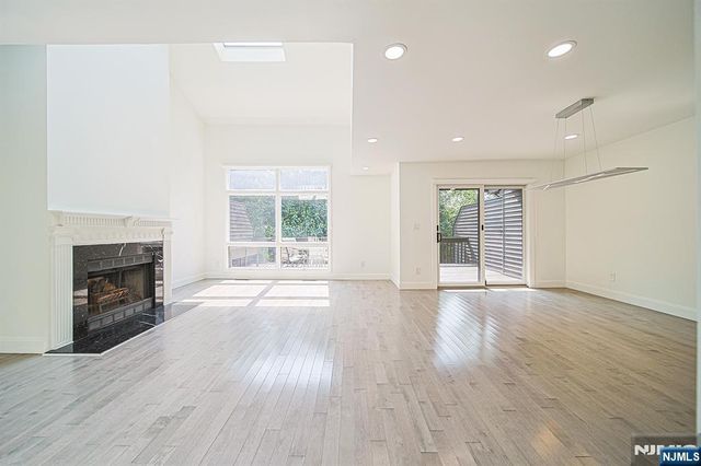 356 French Court, Teaneck, NJ 07666