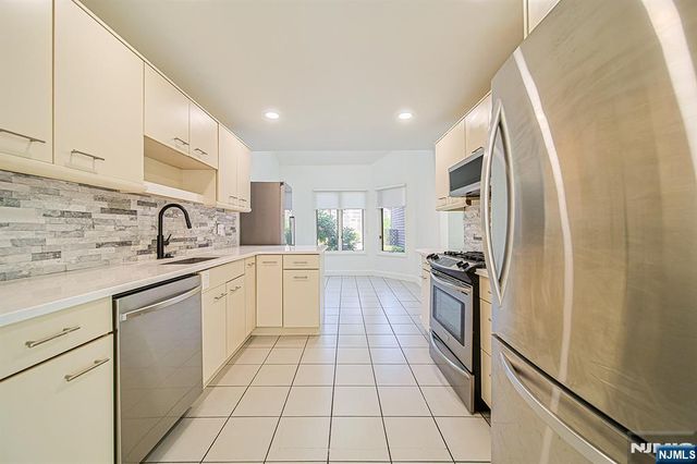 356 French Court, Teaneck, NJ 07666