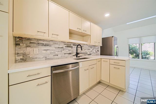 356 French Court, Teaneck, NJ 07666
