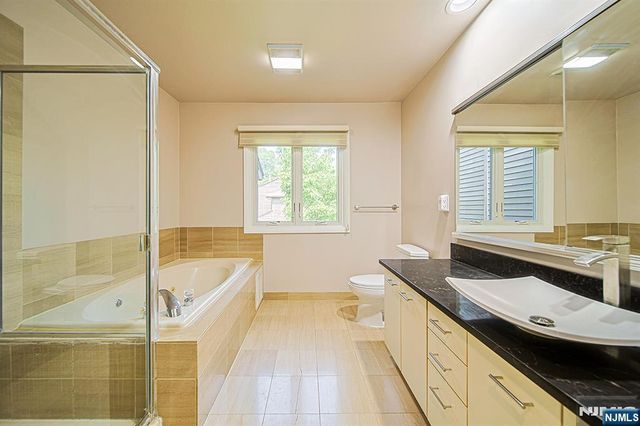 356 French Court, Teaneck, NJ 07666