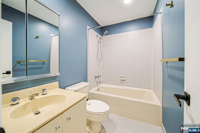 356 French Court, Teaneck, NJ 07666