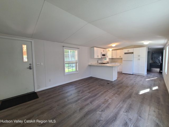 497 New Turnpike Road, Cochecton, NY 12726