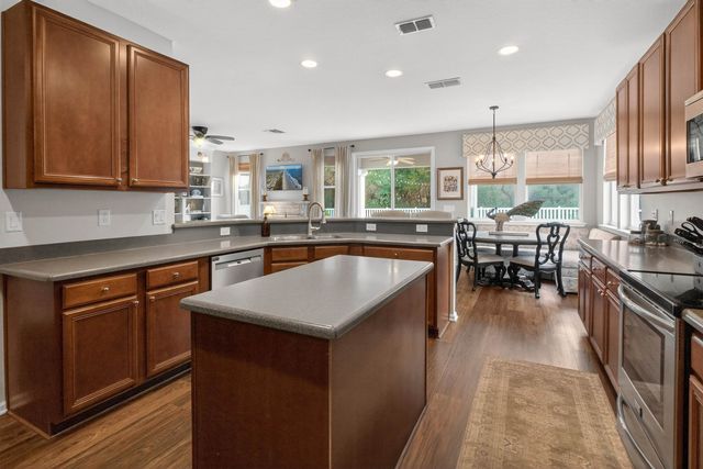 712 Wooded Hamlet Ct, St Augustine, FL 32084