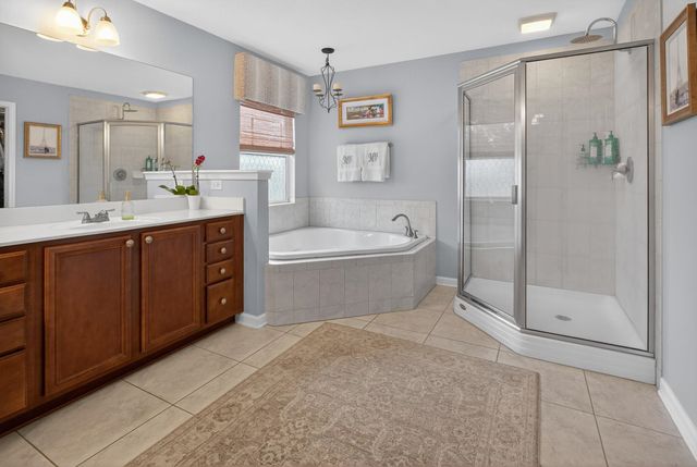 712 Wooded Hamlet Ct, St Augustine, FL 32084