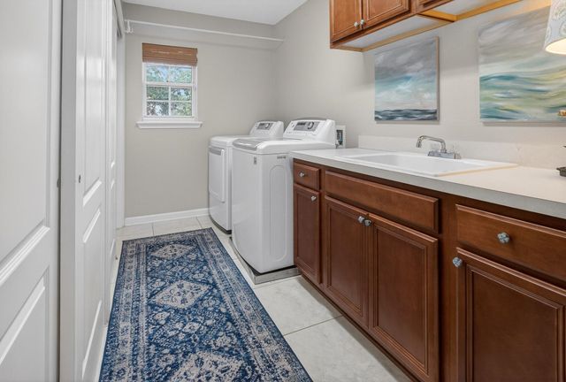 712 Wooded Hamlet Ct, St Augustine, FL 32084